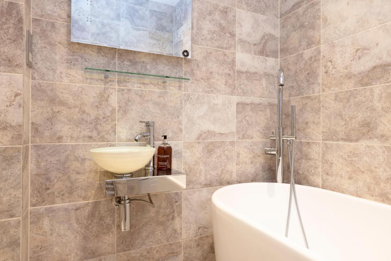 Joivy Cozy Apt Near Edinburgh Castle Bagian luar foto