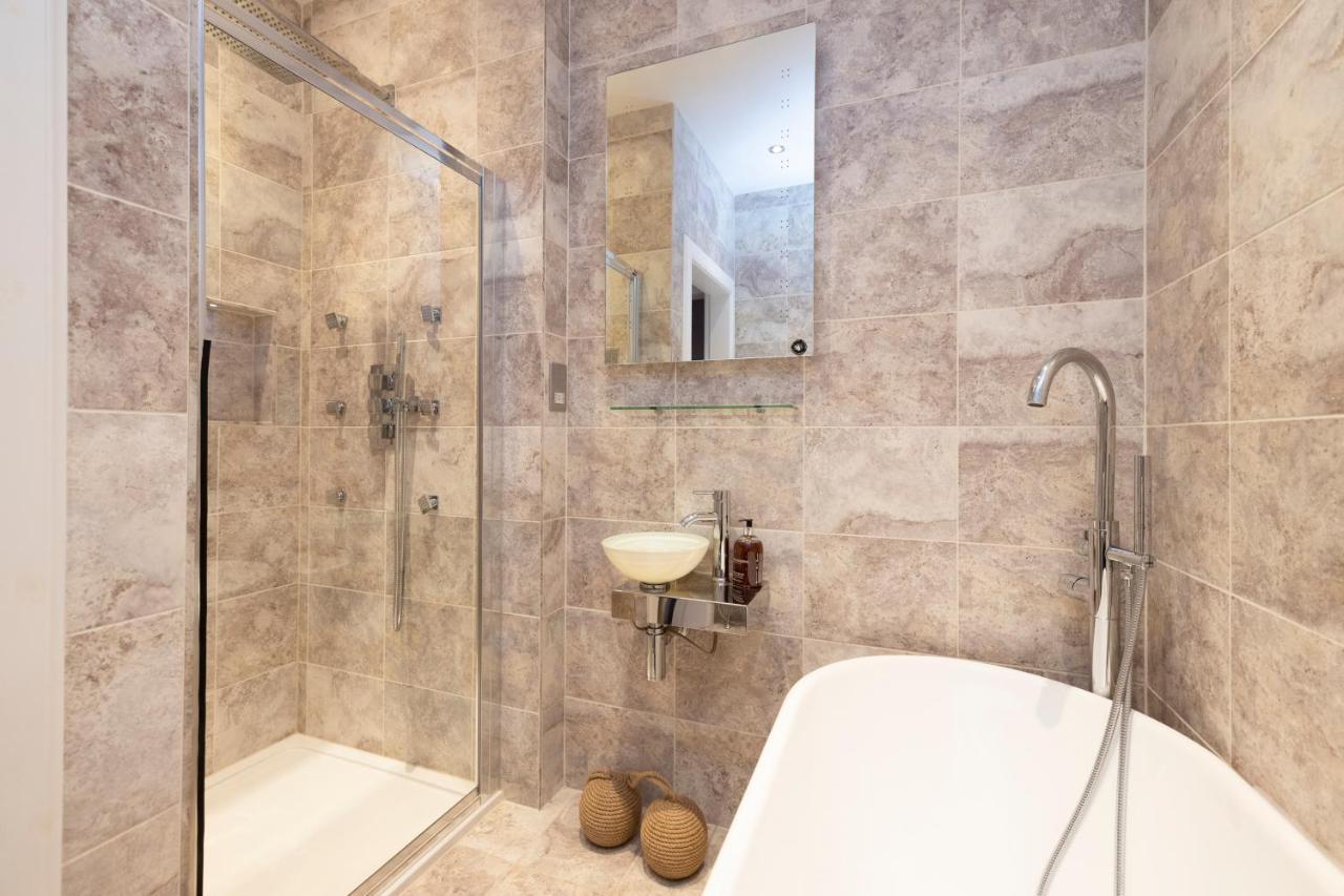 Joivy Cozy Apt Near Edinburgh Castle Bagian luar foto
